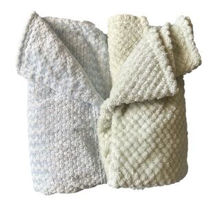 Cozy Textured Throw Blanket- Set of 2